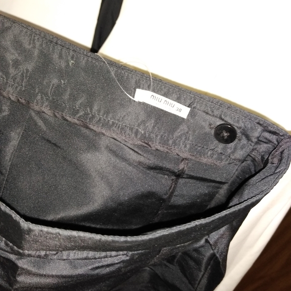 Miu Miu Elegant Black Skirt - Picture 5 of 15